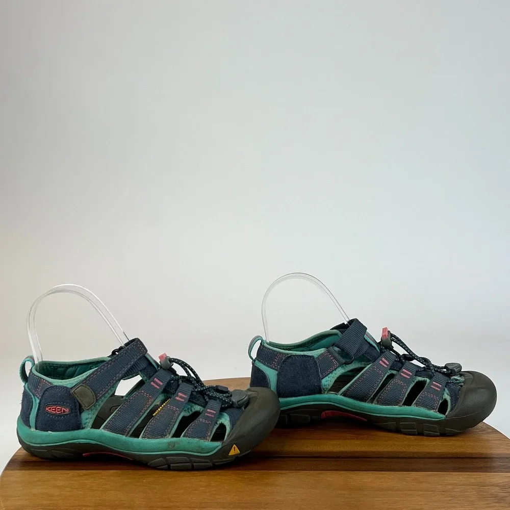 Childrens Big Kids Keen Newport H2 Waterproof Blue Shoes Sandals Size 3 Y GUC